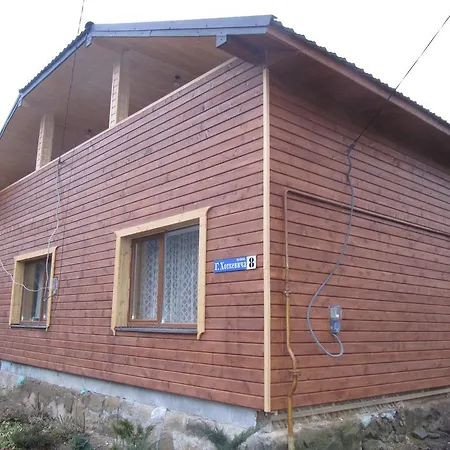 U Bogdana Konukevi Yaremche